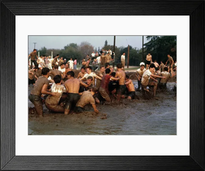 Framed Print : Caltech Mudeo Framed Print : Caltech Mudeo