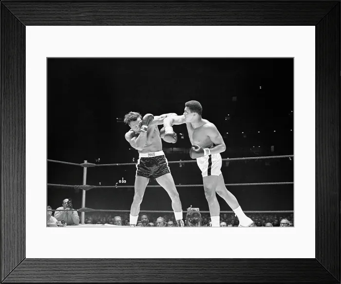 Framed Print : Muhammad Ali Punching Cleveland Williams Framed Print : Muhammad Ali Punching Cleveland Williams