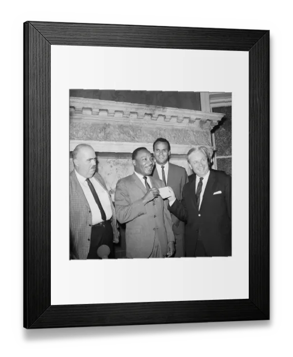 Framed Print : Harry Belafonte Anf Dr. King In New York Framed Print : Harry Belafonte Anf Dr. King In New York