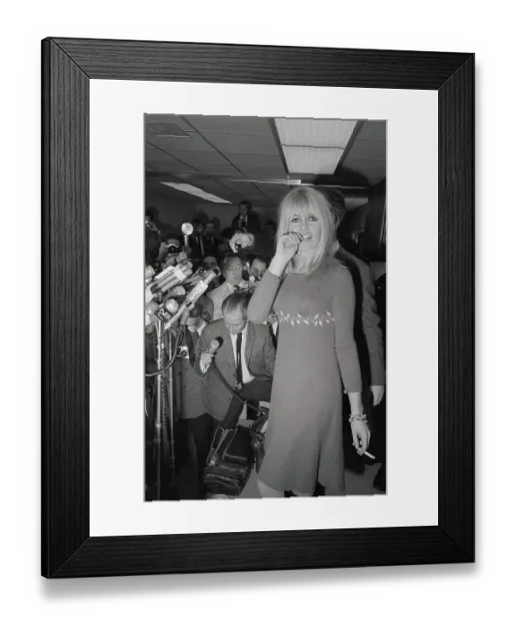 Framed Print : Brigitte Bardot in New York Framed Print : Brigitte Bardot in New York