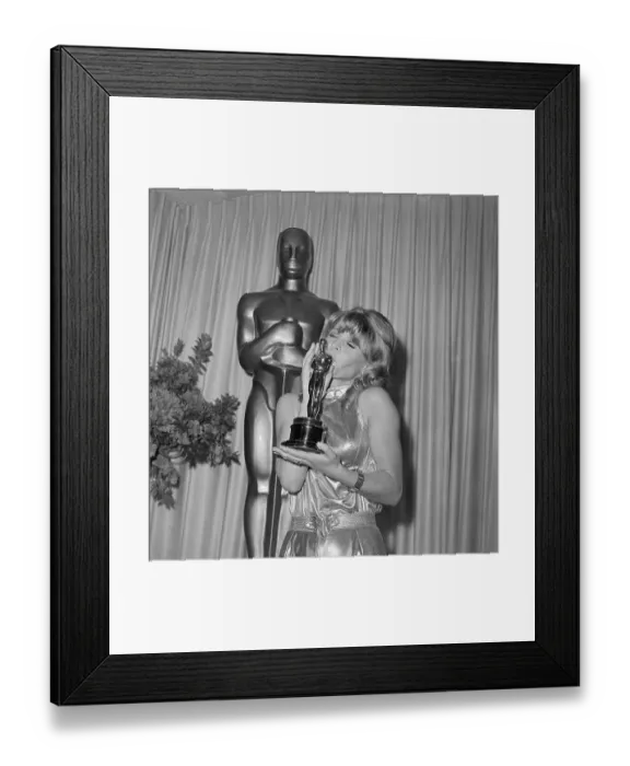 Framed Print : Julie Christie Kissing Academy Award Framed Print : Julie Christie Kissing Academy Award