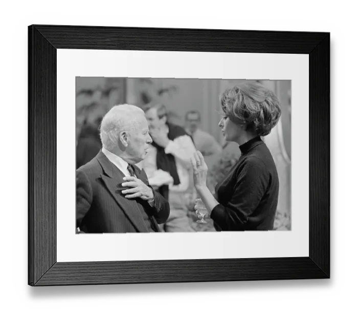 Framed Print : Charlie Chaplin Chatting with Sophia Loren Framed Print : Charlie Chaplin Chatting with Sophia Loren