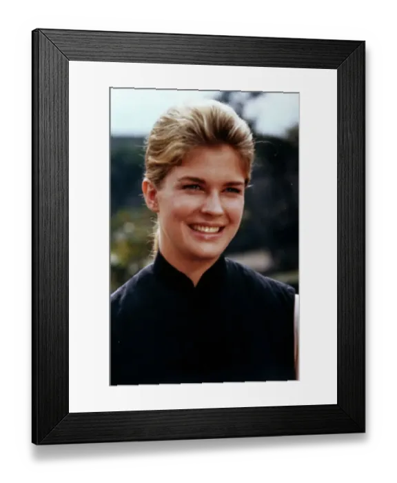 Framed Print : Portrait of Candice Bergen Framed Print : Portrait of Candice Bergen