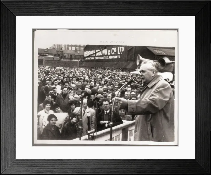 Framed Print : Prime Minister Harold Wilson Campaigning Framed Print : Prime Minister Harold Wilson Campaigning