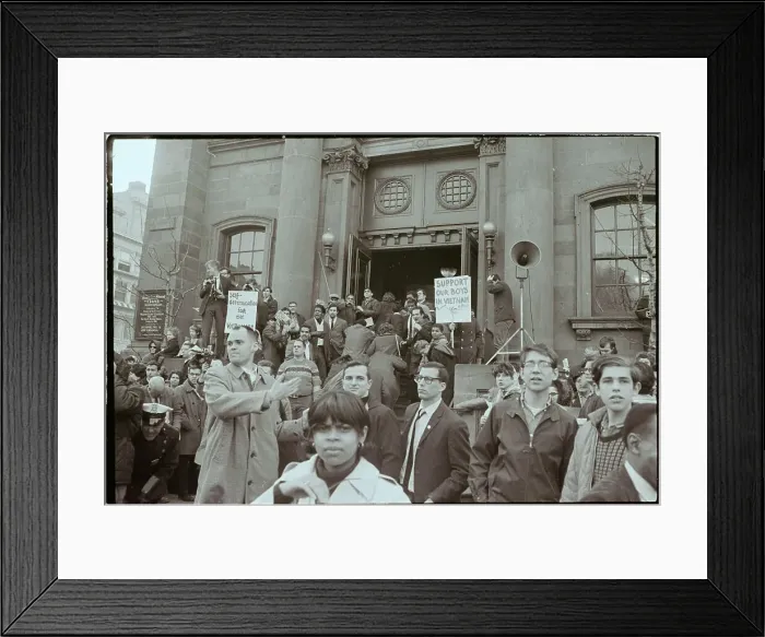 Framed Print : Demonstrators Protesting Vietnam War Framed Print : Demonstrators Protesting Vietnam War