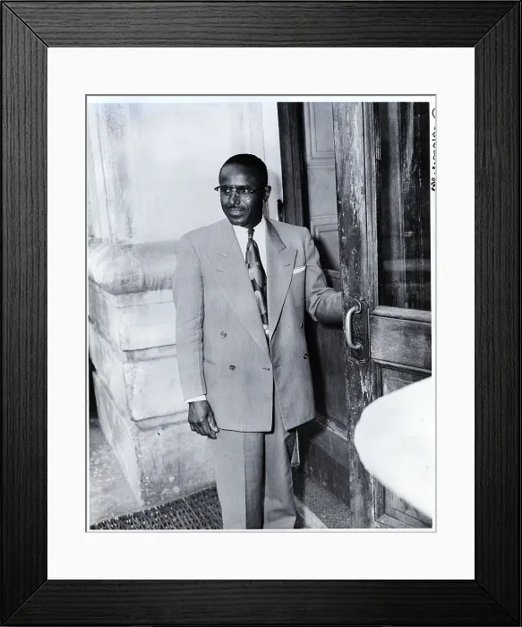 Framed Print : John Garrison Arriving For Boycott Trial