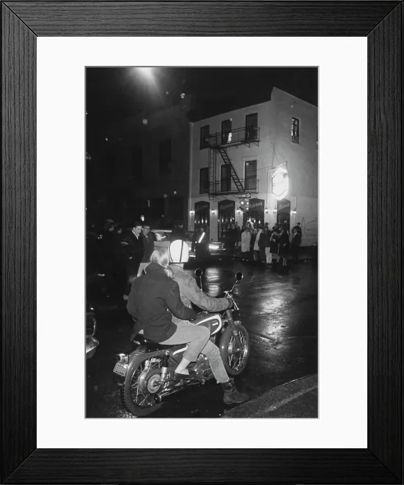 Framed Print : Greenwich Village, New York City Framed Print : Greenwich Village, New York City