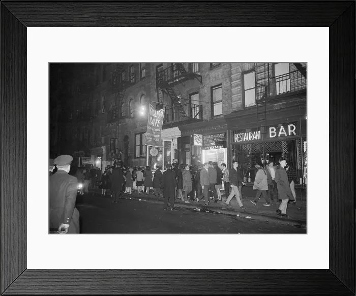 Framed Print : Pedestrians in Greenwich Village Framed Print : Pedestrians in Greenwich Village