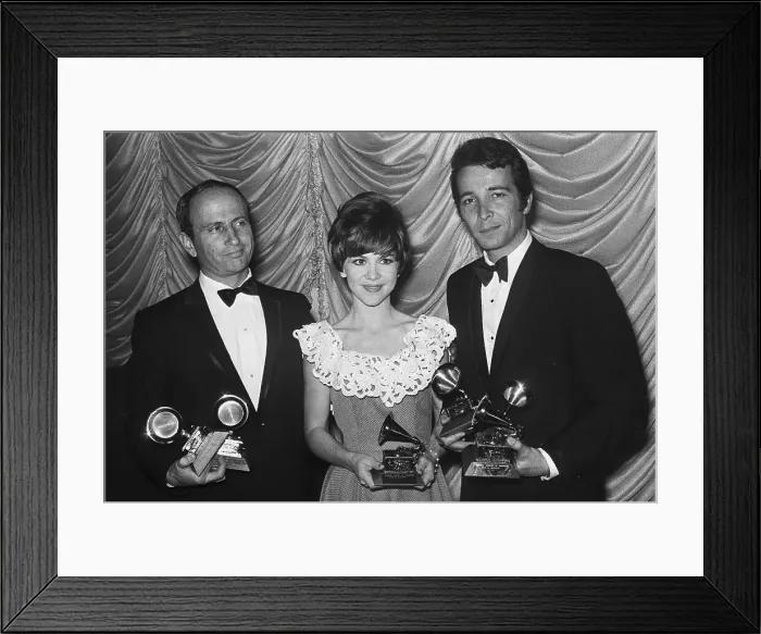 Framed Print : Grammy Award Winners With Trophies Framed Print : Grammy Award Winners With Trophies