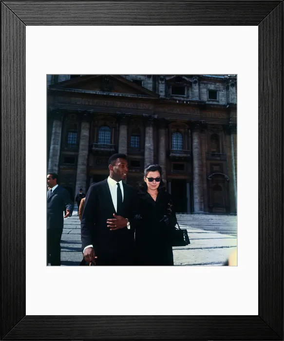 Framed Print : Portrait of Pele and Rosemary Framed Print : Portrait of Pele and Rosemary