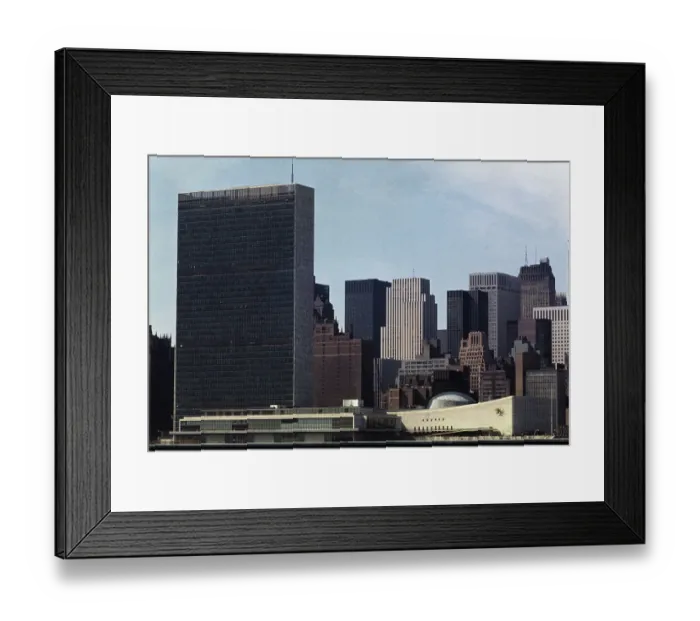 Framed Print : United Nations Building Framed Print : United Nations Building