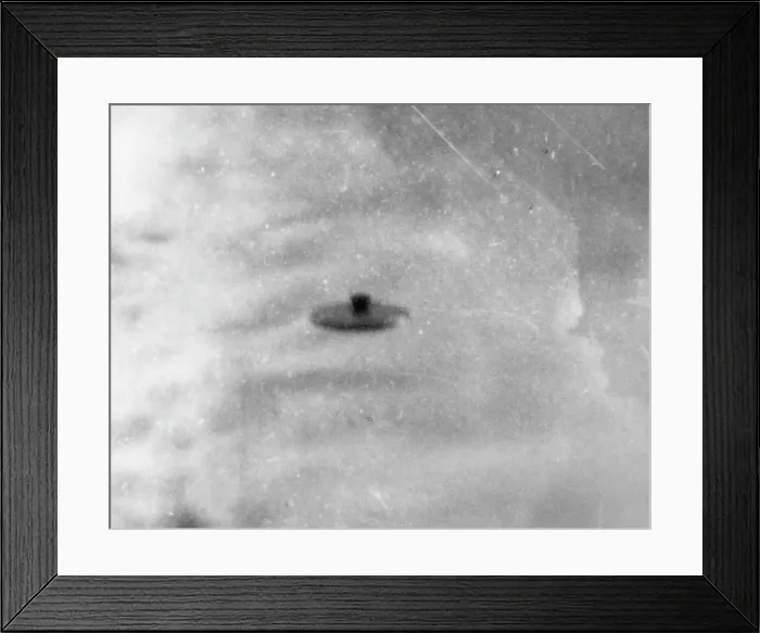 Framed Print : Picture of a Flying Saucer Framed Print : Picture of a Flying Saucer