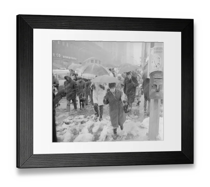 Framed Print : Blizzard in New York City Framed Print : Blizzard in New York City