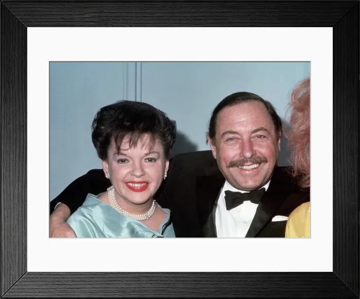 Framed Print : Tennessee Williams with Judy Garland Framed Print : Tennessee Williams with Judy Garland