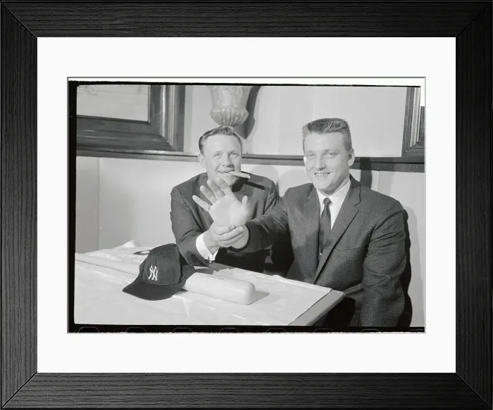 Framed Print : Roger Maris with Ralph Houk Framed Print : Roger Maris with Ralph Houk