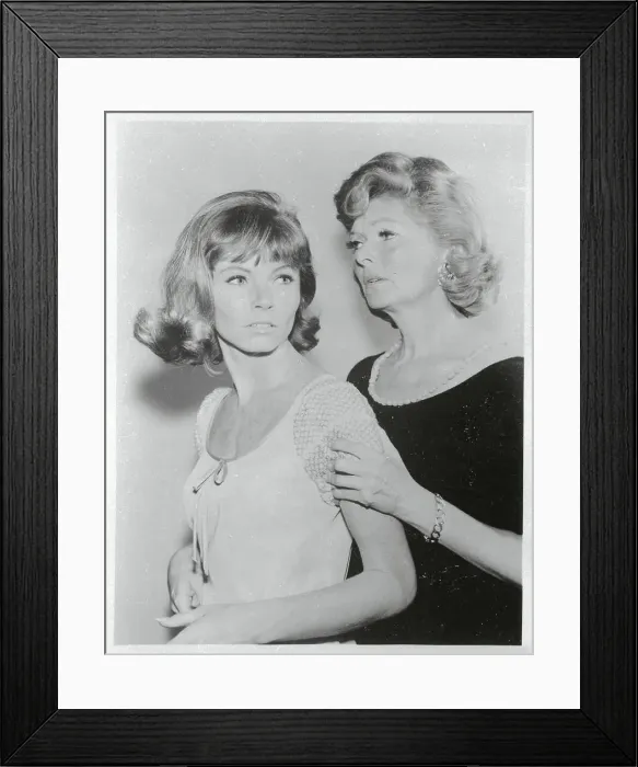 Framed Print : Actresses Patricia Morrow and Evelyn Scott Framed Print : Actresses Patricia Morrow and Evelyn Scott