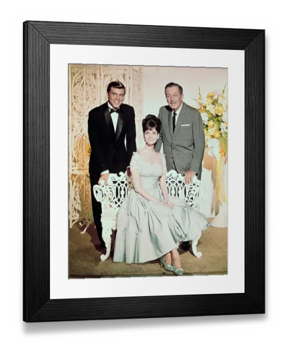 Framed Print : Walt Disney with John Davidson and Lesley Ann Warren Framed Print : Walt Disney with John Davidson and Lesley Ann Warren