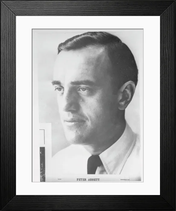 Framed Print : Portrait of Peter Arnett Framed Print : Portrait of Peter Arnett