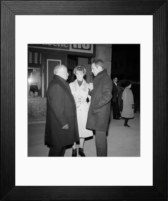 Framed Print : Julie Andrews, Paul Newman and Alfred Hitchcock Framed Print : Julie Andrews, Paul Newman and Alfred Hitchcock