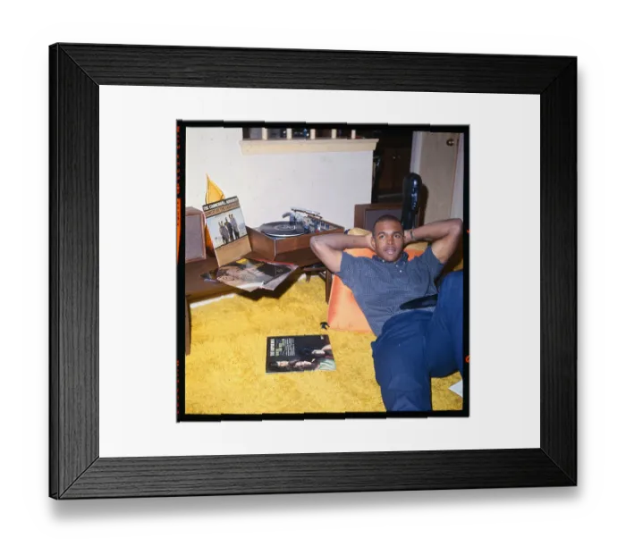 Framed Print : Gale Sayers at Home Framed Print : Gale Sayers at Home