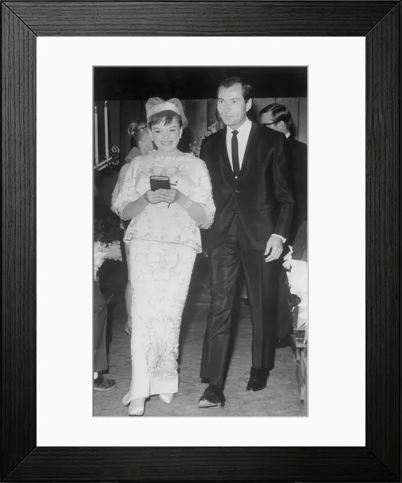 Framed Print : Judy Garland and Mark Herron Getting Married Framed Print : Judy Garland and Mark Herron Getting Married