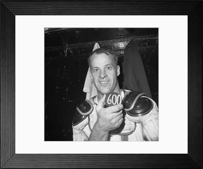 Framed Print : Gordon Howe Smiles With 600th Goal Puck Framed Print : Gordon Howe Smiles With 600th Goal Puck