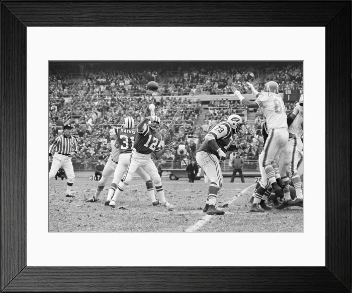 Framed Print : Joe Namath Releasing Touchdown Pass Framed Print : Joe Namath Releasing Touchdown Pass