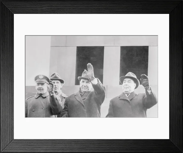 Framed Print : Raul Castro with Soviet Leaders Framed Print : Raul Castro with Soviet Leaders