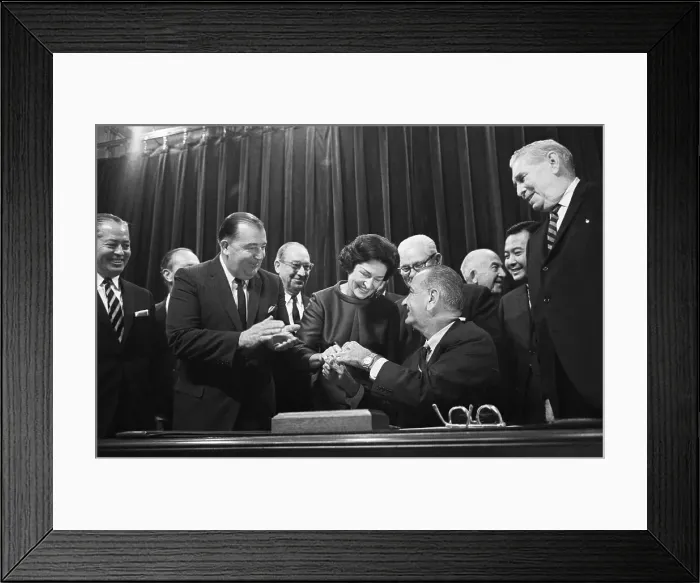 Framed Print : Pres. Johnson Handing Pen To Lady Bird Framed Print : Pres. Johnson Handing Pen To Lady Bird