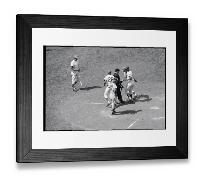 Framed Print : Ernie Banks Greeted After Home Run 400