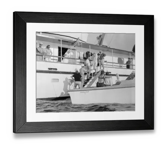 Framed Print : Mia Farrow and Frank Sinatra Leaving Yacht Framed Print : Mia Farrow and Frank Sinatra Leaving Yacht