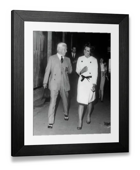 Framed Print : Charlie Chaplin Speaking with Sophia Loren Framed Print : Charlie Chaplin Speaking with Sophia Loren