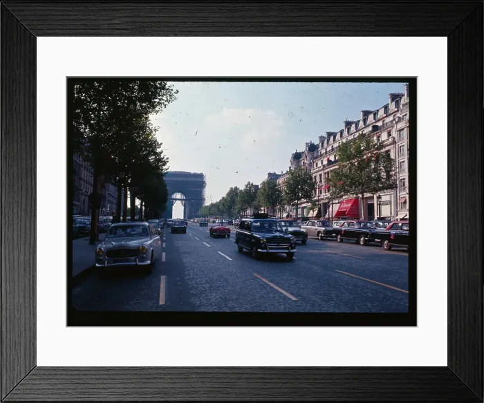 Framed Print : Arc De Triomphe and Street Framed Print : Arc De Triomphe and Street