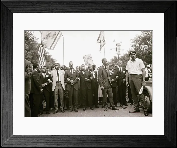 Framed Print : Martin Luther King Forming a Human Chain Framed Print : Martin Luther King Forming a Human Chain