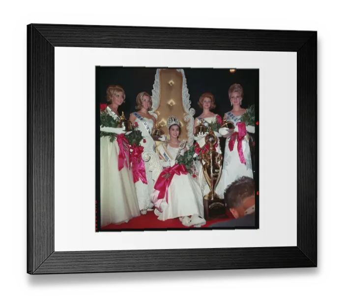 Framed Print : Miss Universe and Court of Honor Framed Print : Miss Universe and Court of Honor