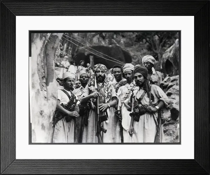 Framed Print : Mohammed El-Badr with Royalist Tribesmen Framed Print : Mohammed El-Badr with Royalist Tribesmen