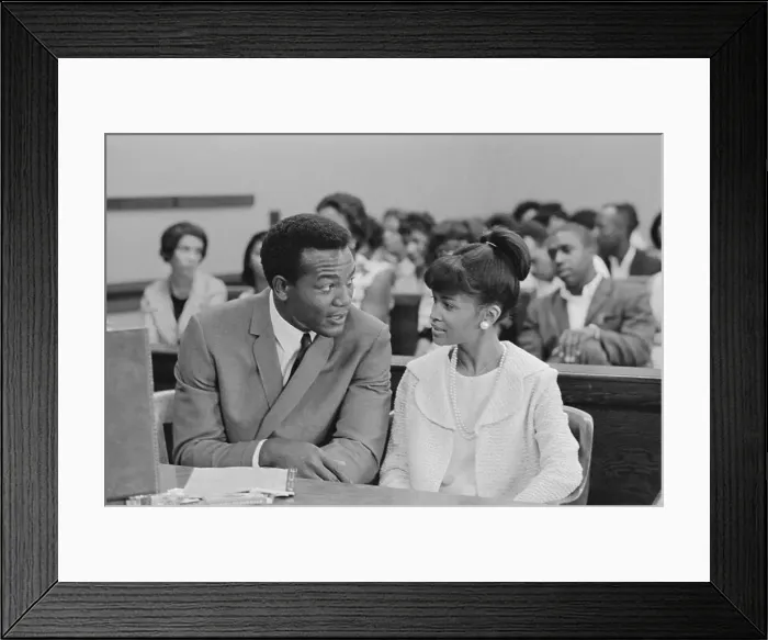 Framed Print : Jim Brown with His Wife Sue Framed Print : Jim Brown with His Wife Sue