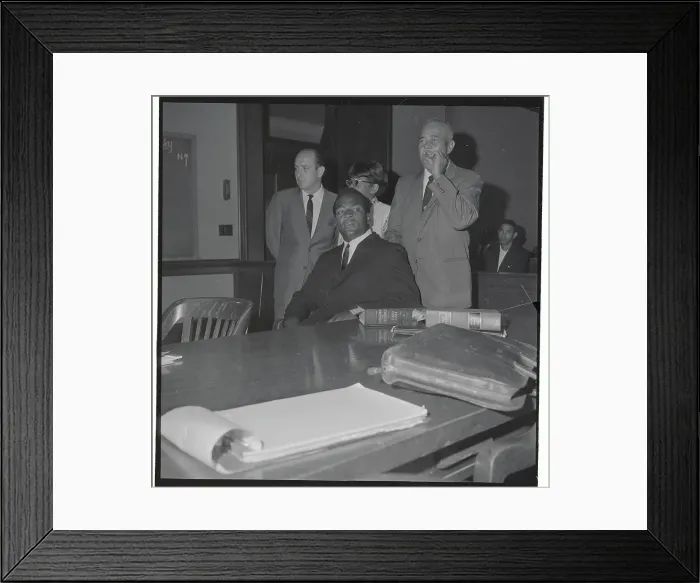Framed Print : Jim Brown in Court Framed Print : Jim Brown in Court