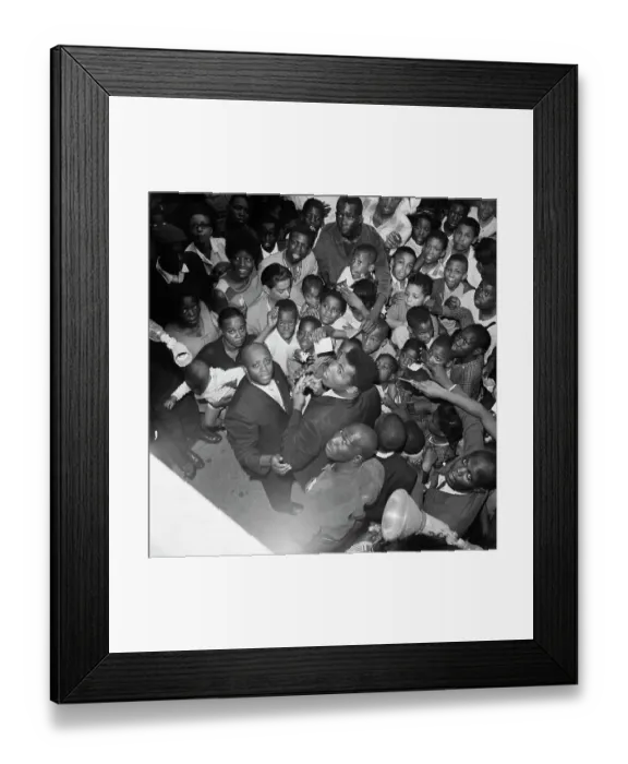 Framed Print : Fans Surrounding Cassias Clay Framed Print : Fans Surrounding Cassias Clay