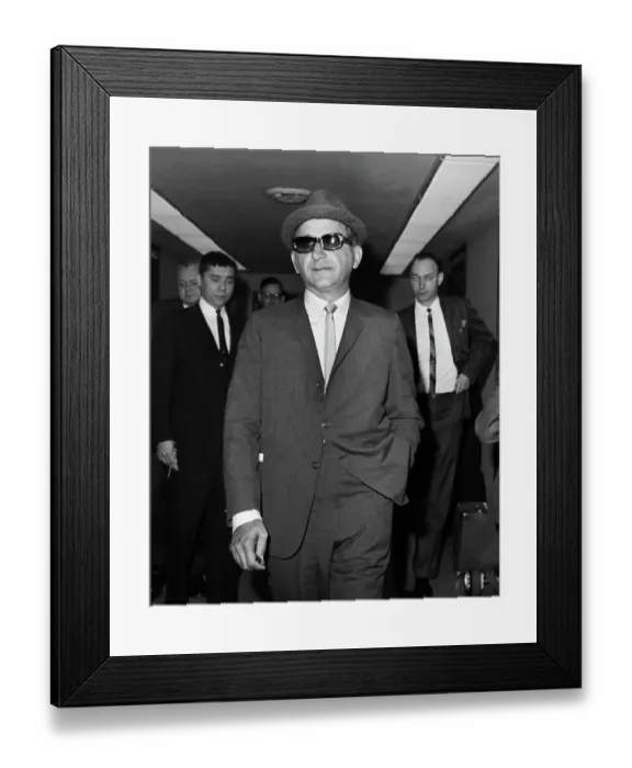 Framed Print : Sam Giancana Arrives at Court Framed Print : Sam Giancana Arrives at Court