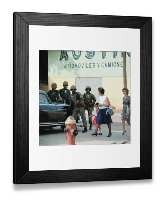 Framed Print : Paratroopers in Dominican Republic Framed Print : Paratroopers in Dominican Republic