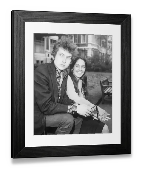 Framed Print : Singers Bob Dylan and Joan Baez Framed Print : Singers Bob Dylan and Joan Baez