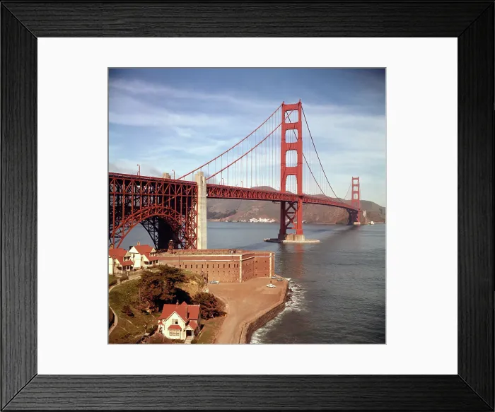 Framed Print : View of Golden Gate Bridge Framed Print : View of Golden Gate Bridge