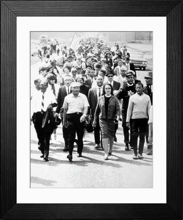 Framed Print : Martin Luther King And Wife Marching Framed Print : Martin Luther King And Wife Marching