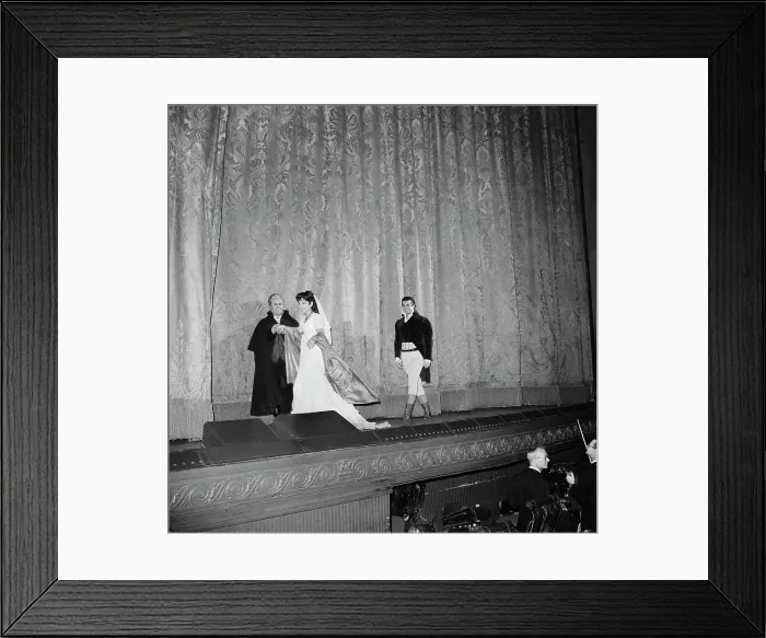Framed Print : Maria Callas and Tito Gobbi Framed Print : Maria Callas and Tito Gobbi
