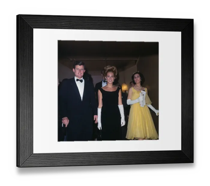 Framed Print : Edward M. and Joan Kennedy at the Metropolitan Opera House Framed Print : Edward M. and Joan Kennedy at the Metropolitan Opera House