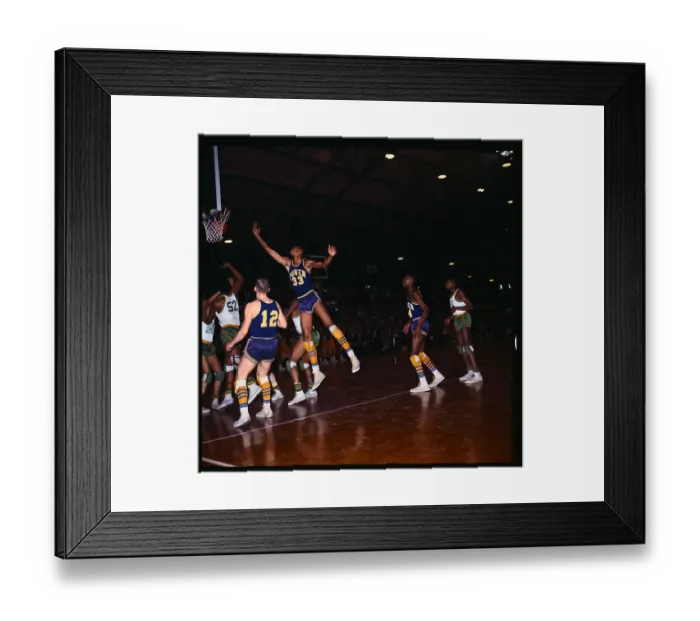 Framed Print : Airborne Lew Alcindor Goes for Lay-up Framed Print : Airborne Lew Alcindor Goes for Lay-up
