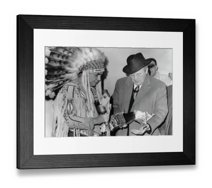 Framed Print : Bob Satiacum & Melvin Belli Framed Print : Bob Satiacum & Melvin Belli