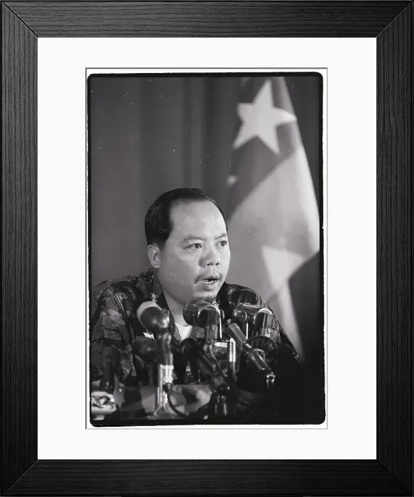 Framed Print : Nguyen Khanh