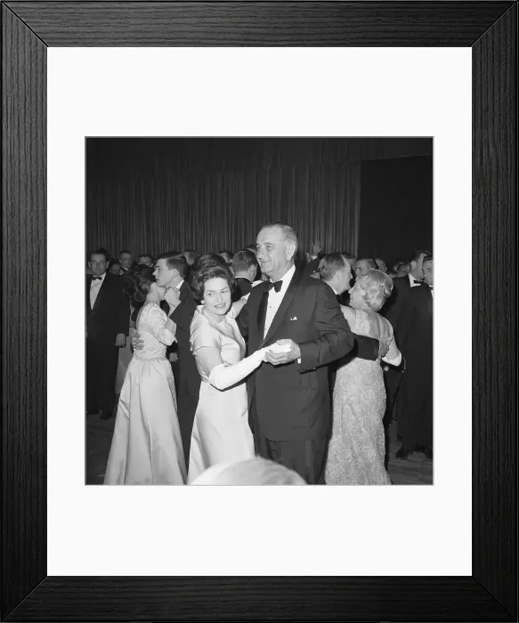 Framed Print : First Couple Dancing at Inaugural Ball Framed Print : First Couple Dancing at Inaugural Ball
